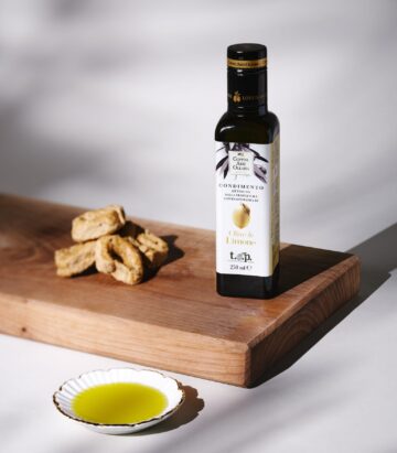 olio-aromatizzato-limone-coppini-arte-olearia-LAB-bakery-boutique